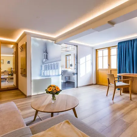 Rübezahlbaude Hotel Großschönau