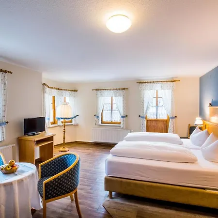 Ruebezahlbaude Hotel Grossschoenau
